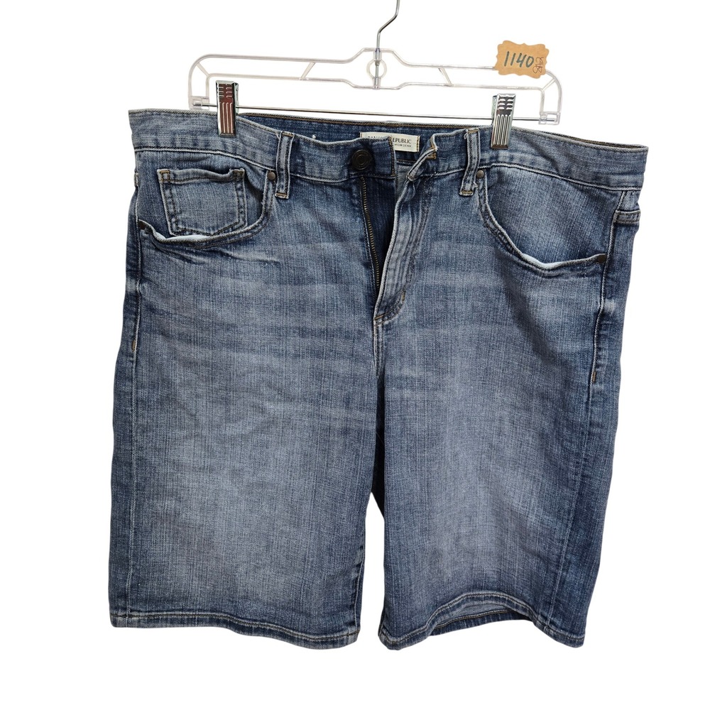 Banana Republic Premium Denim Mens‎ Medium Wash Stretch Jean Shorts Size 32